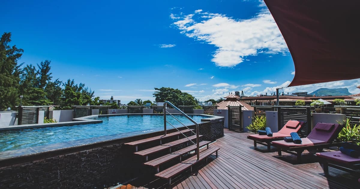 Aanari Swimming Pool